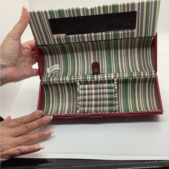 Tube Style Red Jewellery Roll Travel Case - Picture 10 of 16